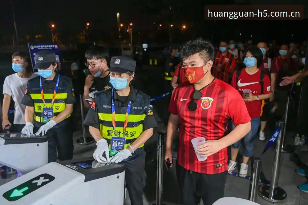 皇冠登录方式使用技巧 用户王浩亲测:借皇冠登录方式使用技巧追踪足协反腐风暴的真实体验